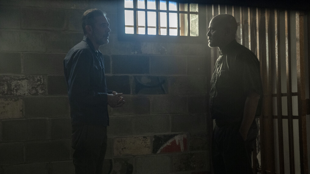 The Walking Dead Staffel 10, Folge 1: Das passiert in "Lines We Cross
