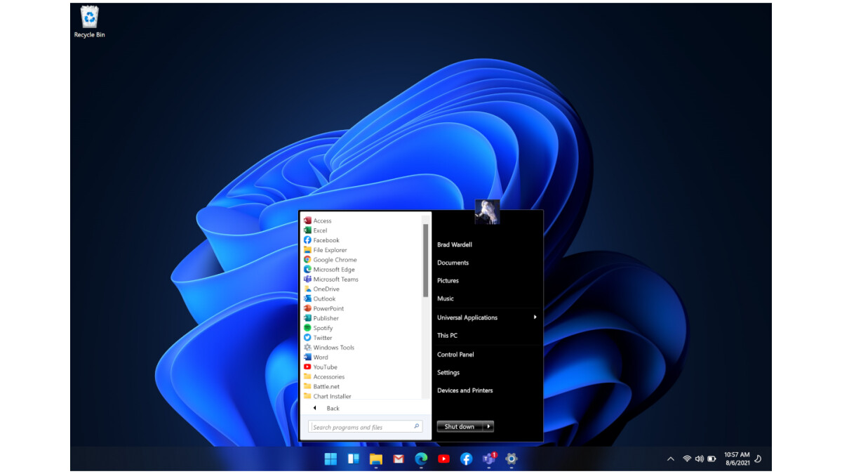Start11 ermöglicht umfassende Änderungen. Kombiniert zum Beispiel das Startmenü aus Windows 7 mit dem zentralen Start-Knopf von Windows 11. 