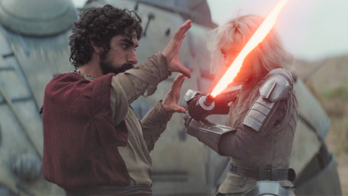 Star Wars - Ahsoka: Eman Esfandi sale como Ezra Bridger "Rebeldes de Star Wars" atrás.