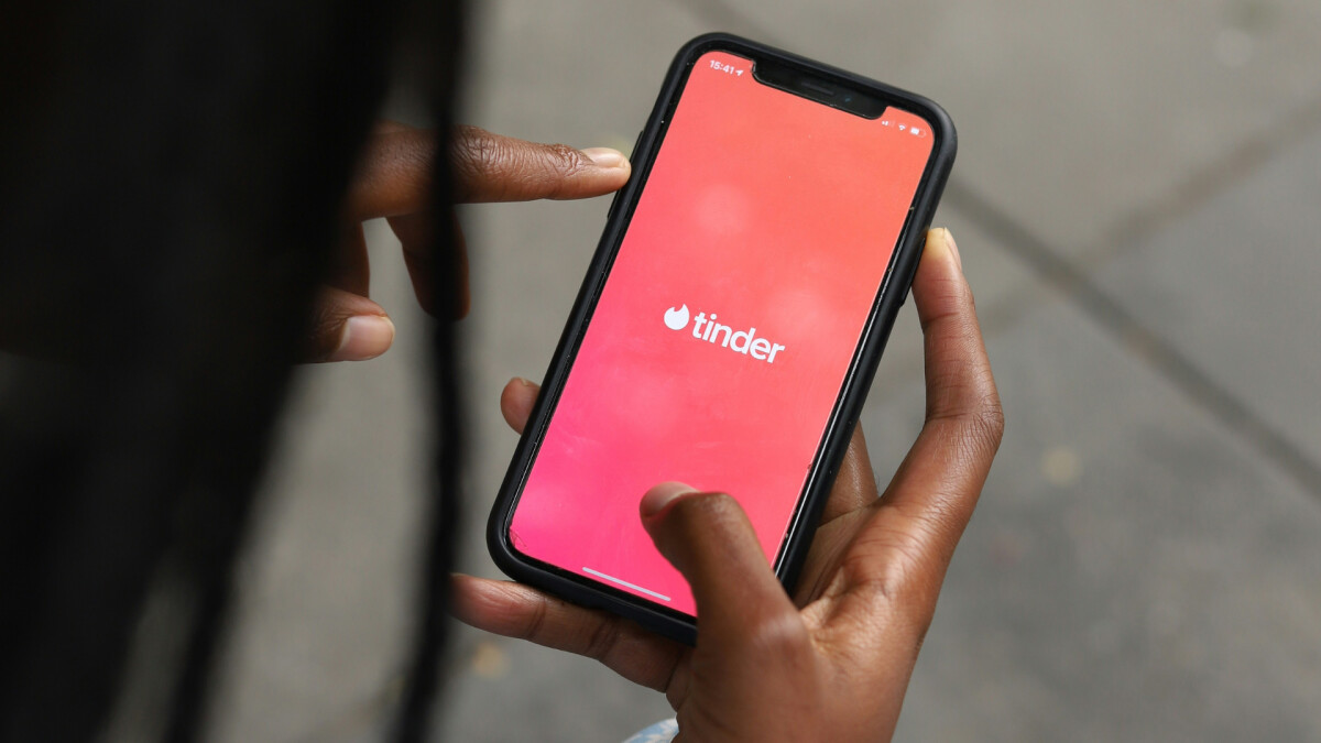 Tinder probiert einen neuen Weg aus, um Menschen zusammenzubringen.