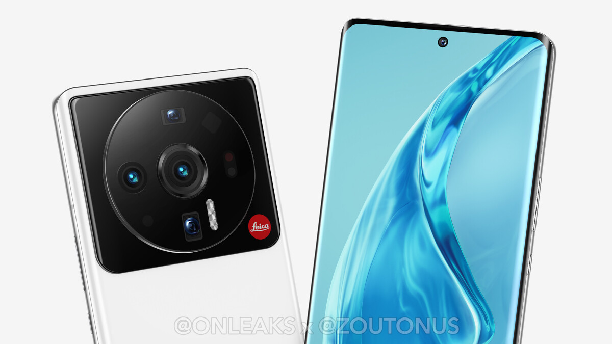 The Xiaomi 12 Ultra still has the Leica logo on it in this rendered image.