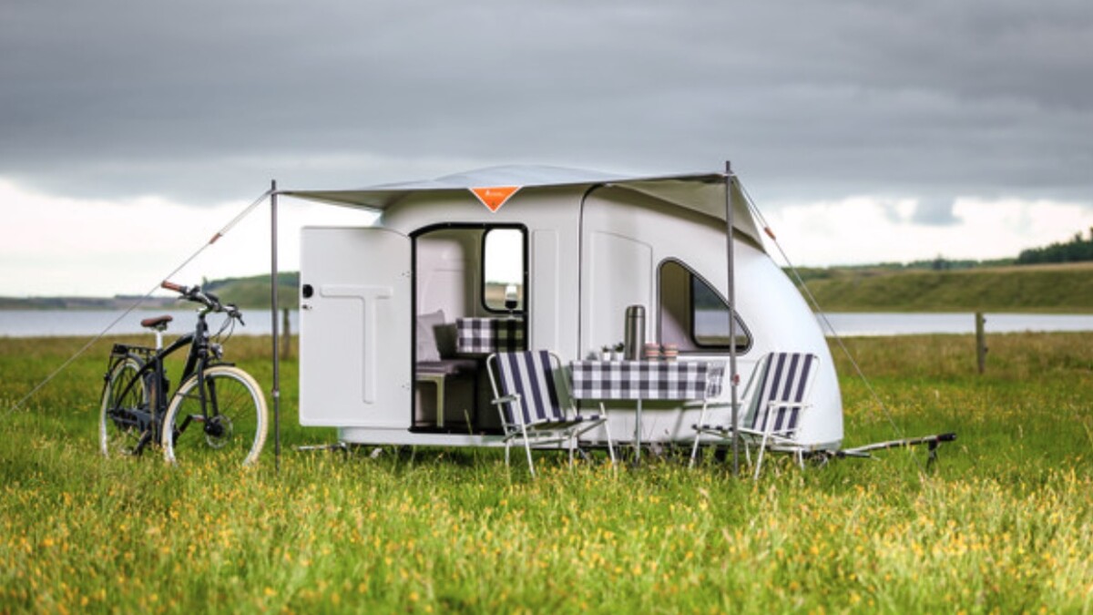 The Wide Path Camper is only completely undressed at the overnight location.