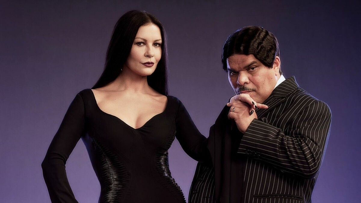 Mercredi sur Netflix : Gomez et Morticia Addams se sont rencontrés à Nevermore.