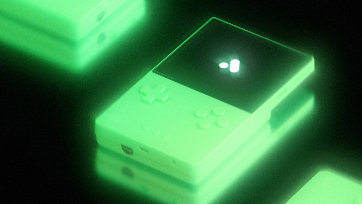 Fast schon geisterhaft leuchtet dieser Handheld im Dunkeln.