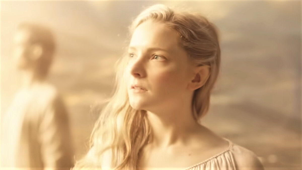 The Lord of the Rings - The Rings of Power: Morfydd Clark as Galadriel.