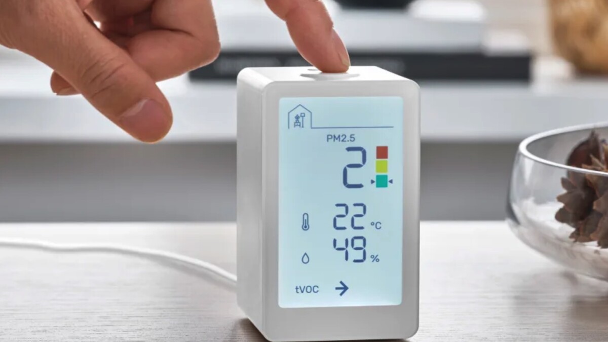 The room air sensor "Vindstyrka" from Ikea checks the air quality in your home and can be easily integrated into your smart home.