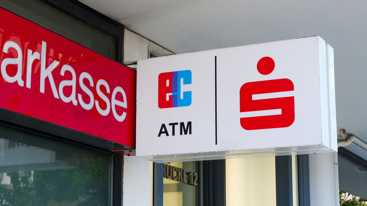 Sparkasse Holland Kartenzahlung Gebuehren Sparkasse zahlt Gebühren zurück: Wer jetzt Anspruch auf bis zu 195 Euro