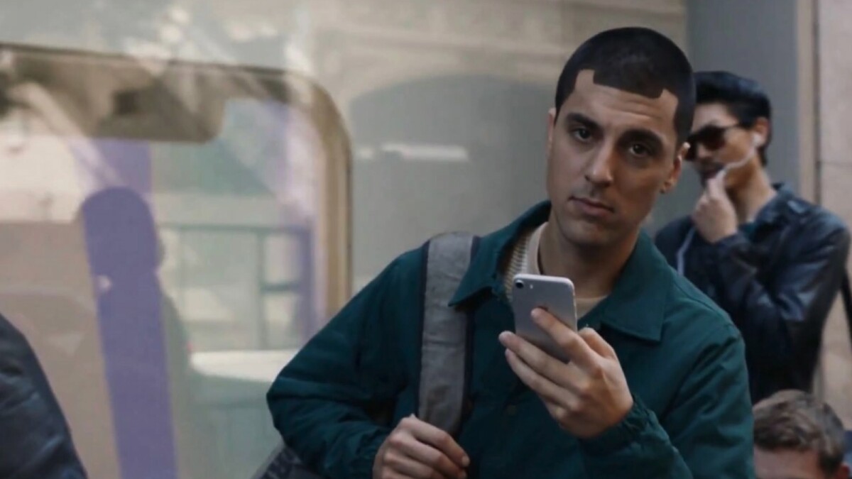 Screenshot of a Samsung ad from 2017. Everyone was talking about the notch.