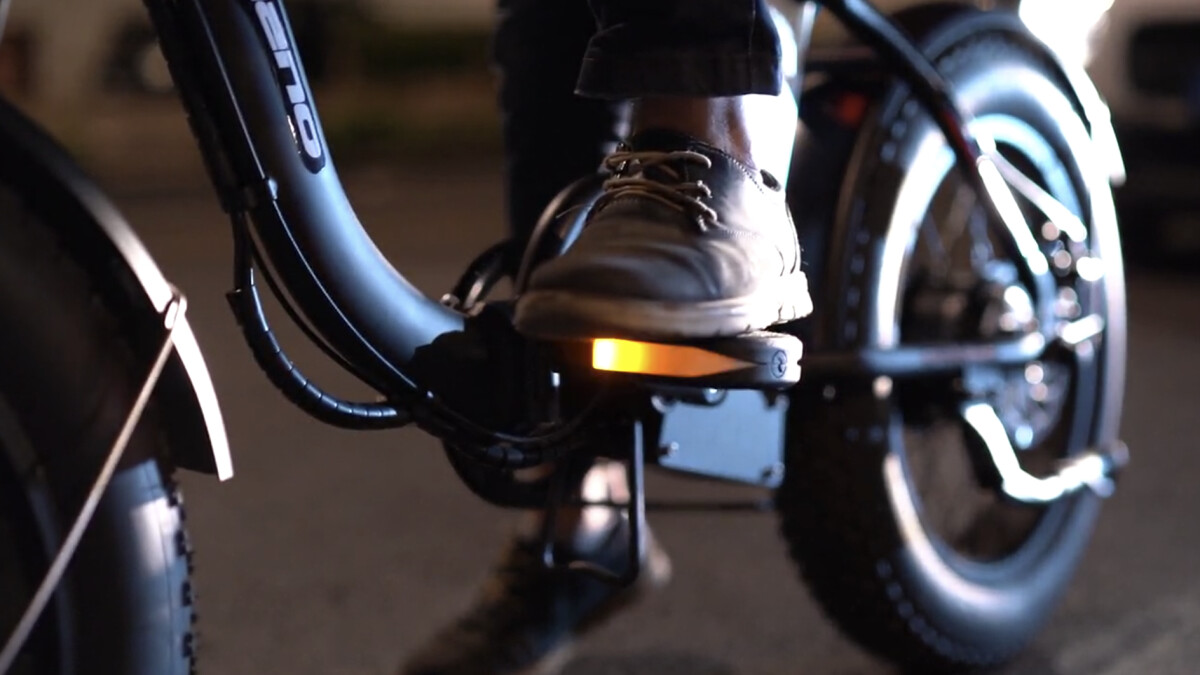 E-Bike: LED-Pedale zeigen beim Blinken den Audi-Effekt