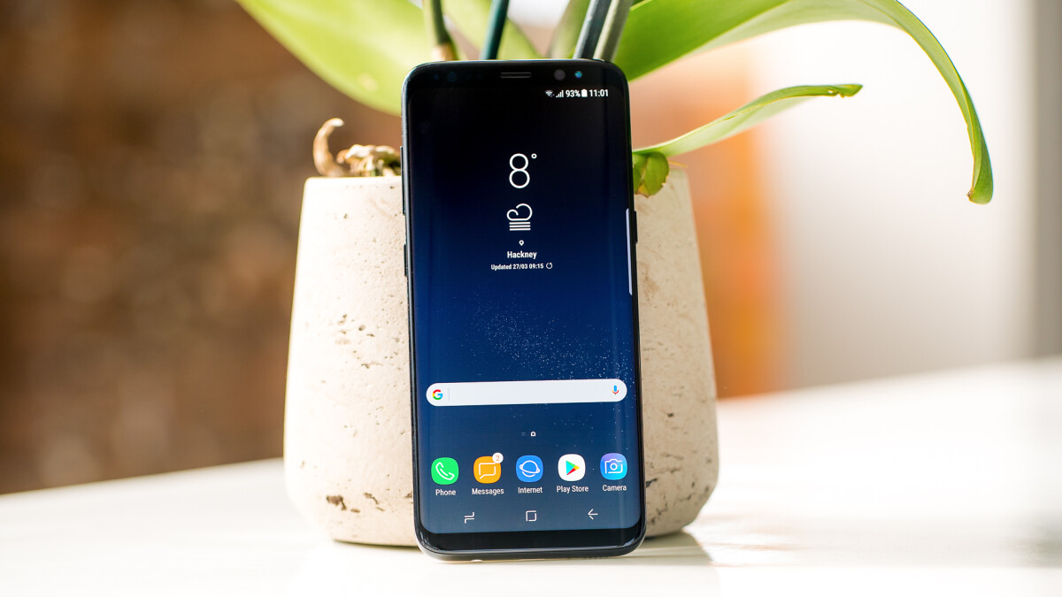 Das Samsung Galaxy S8 wurde 2017 veröffentlicht und erhielt sein letztes Sicherheits-Update im April 2021.