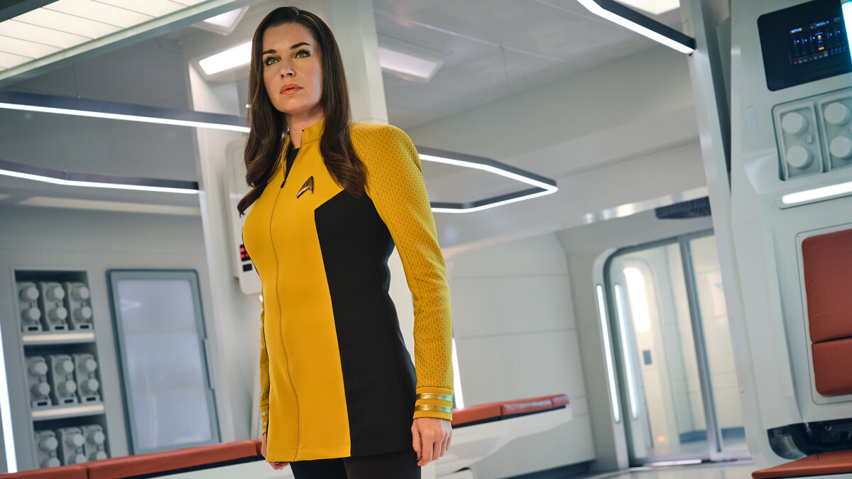That's the crew off "Star Trek: Strange New Worlds": Rebecca Romijn as Number One.