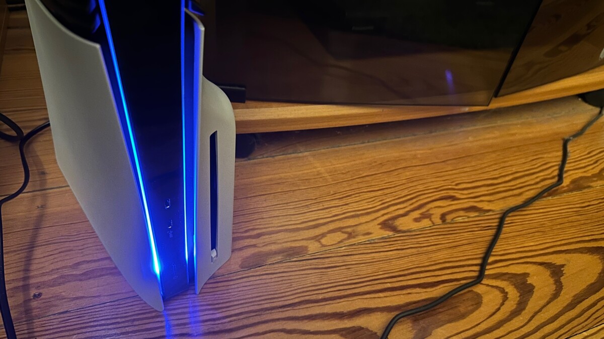 Was Ist Besser Ps5 Digital Oder Mit Laufwerk PS5 Pro: Disc-Laufwerk einbauen oder ausbauen - so geht's | NETZWELT