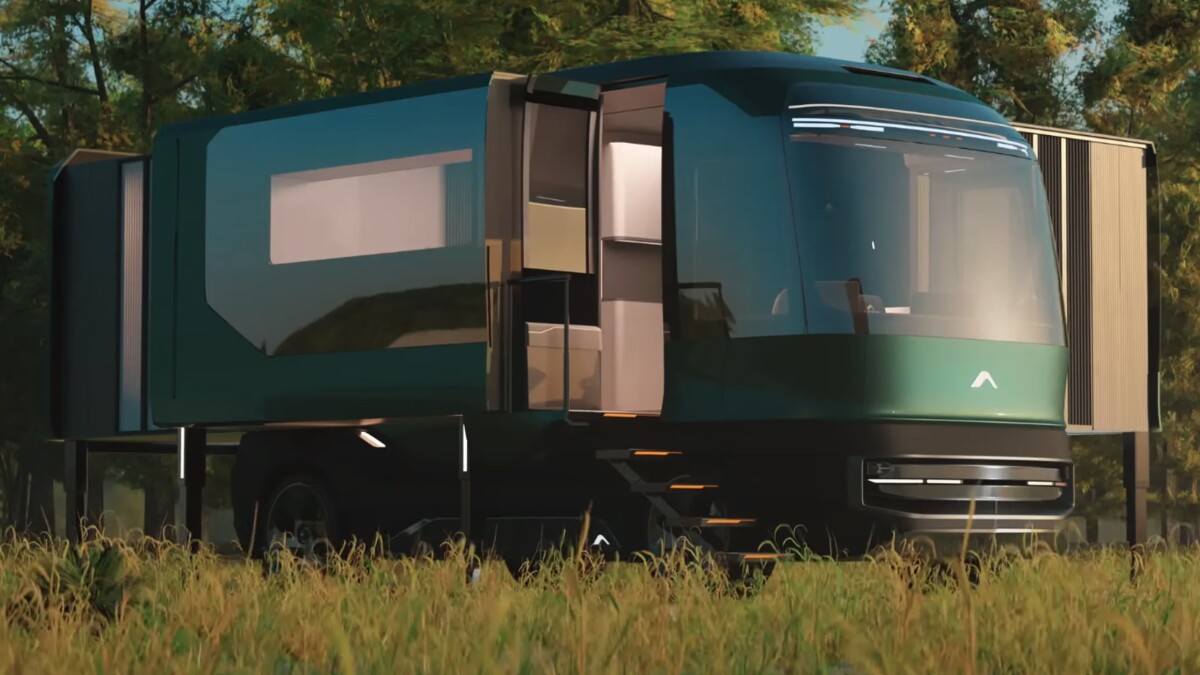 Knaus Elektro-Wohnmobil auf dem Caravan Salon 2021