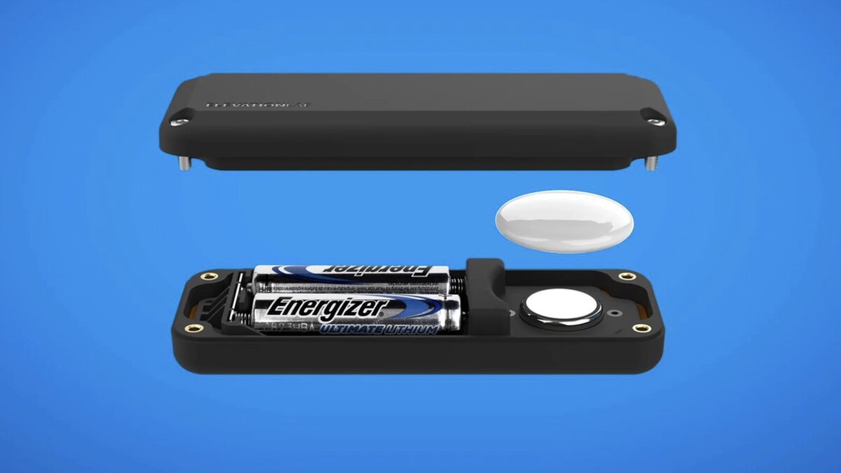 Hält bis zu zehn Jahre durch und erlaubt den AirTag-Betrieb mit AA-Batterien: TimeCapsule.