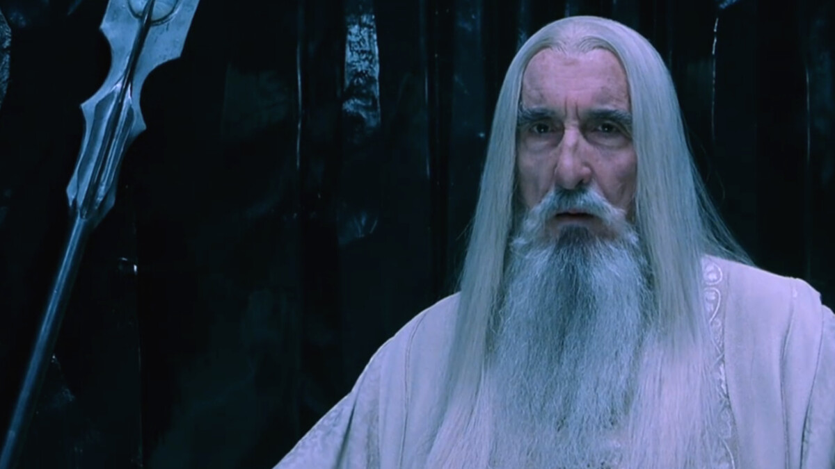 El Señor de los Anillos: Christopher Lee como Saruman