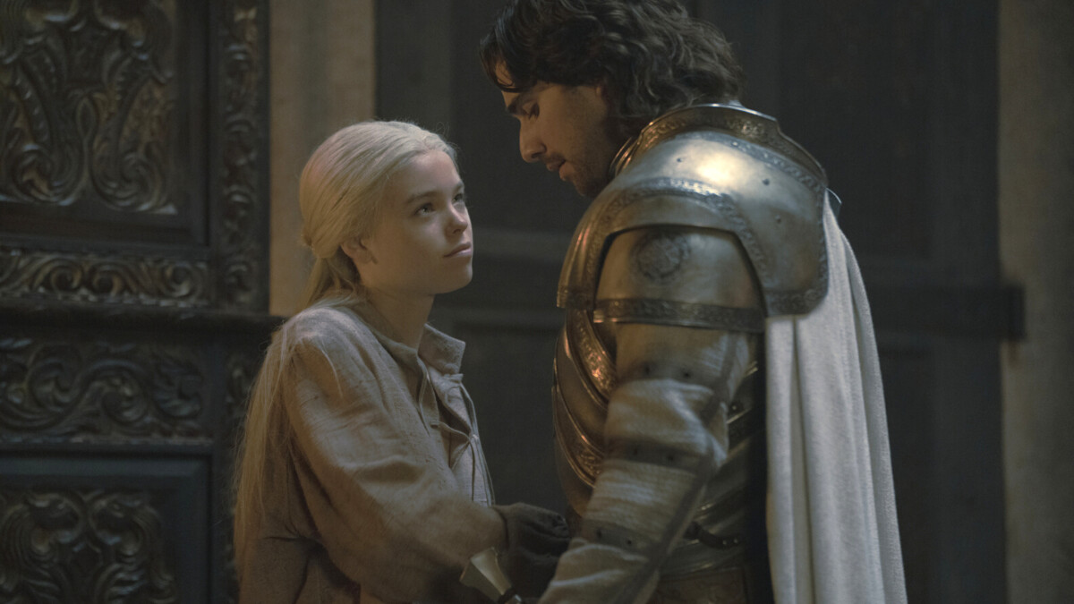 "House of the Dragon": Rhaenyra Targaryen and Kriston Kraut in the Princess' bedchamber.