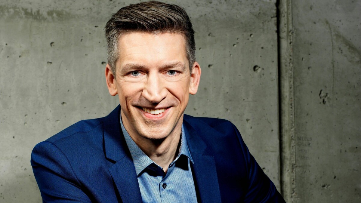 Moderator Steffen Hallaschka took over RTL's annual review in 2023