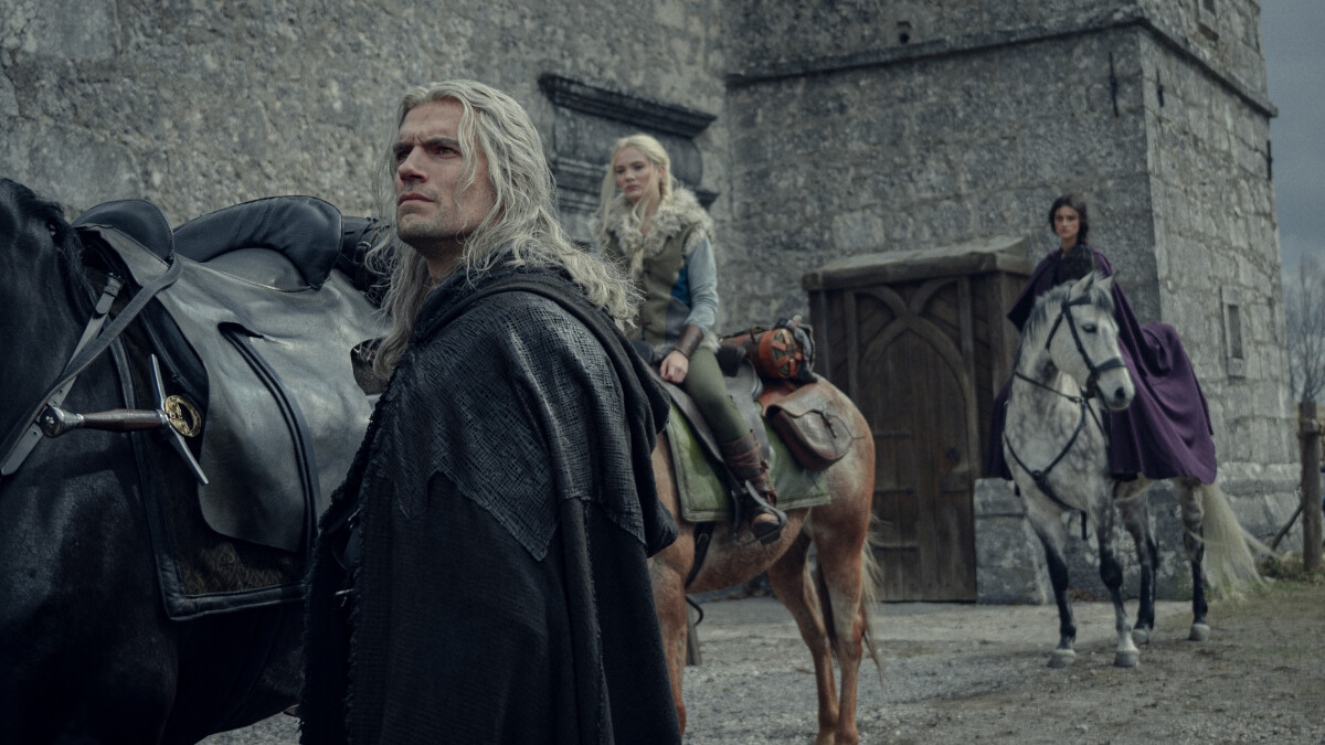 The Witcher Saison 3 : Geralt, Ciri et Yennefer sont en fuite permanente.