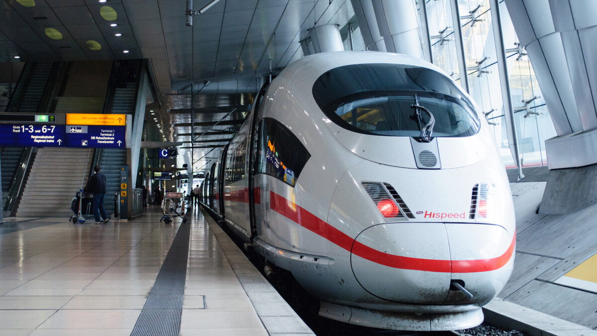 ICE, Deutsche Bahn, train, station, commuting, commuter, rail transport