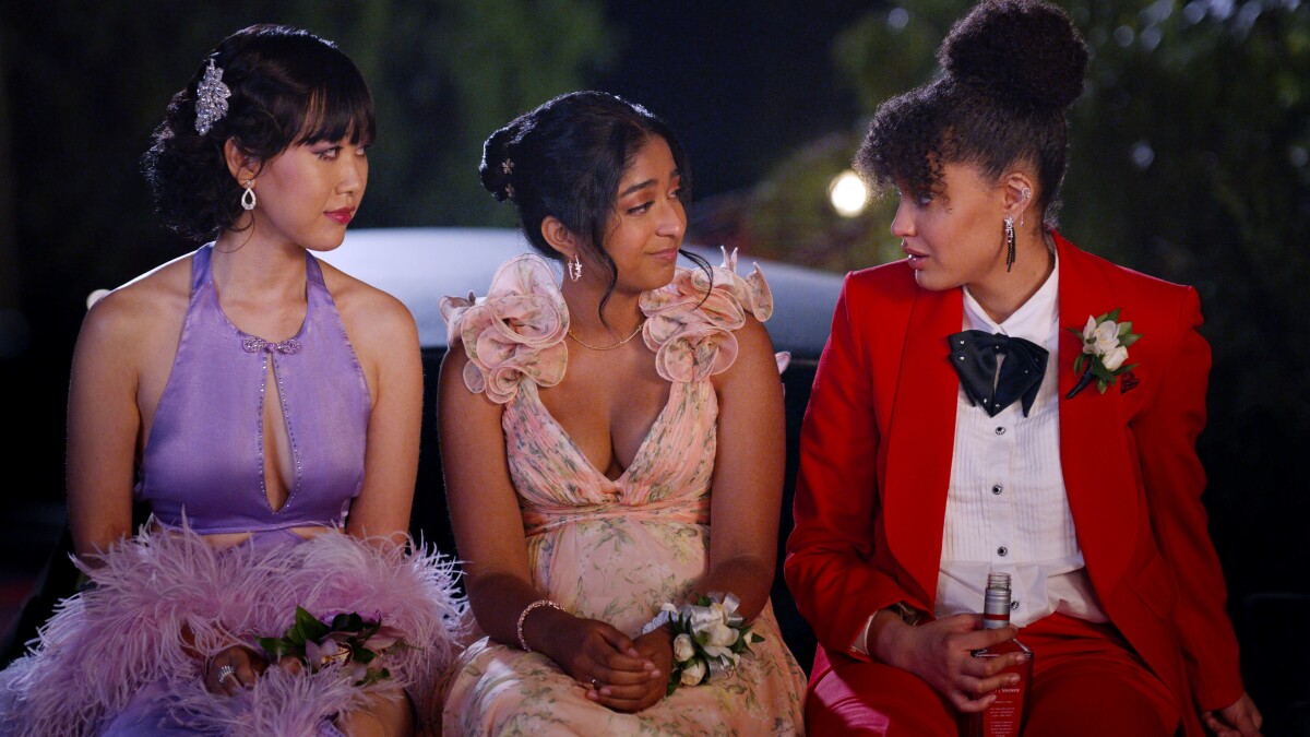 Never in My Life Season 4: Ramona Young as Eleanor Wong, Maitreyi Ramakrishnan as Devi, and Lee Rodriguez as Fabiola Torres.