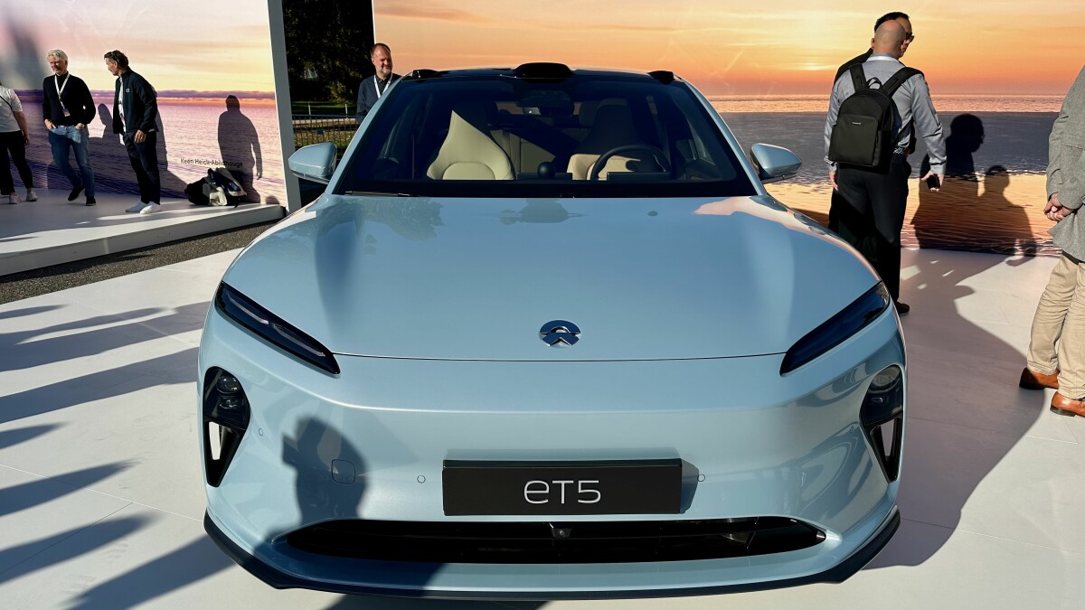 El NIO ET5 es comparable al Tesla Model 3: se puede pedir ahora y debería estar en el depósito con los primeros clientes en marzo.