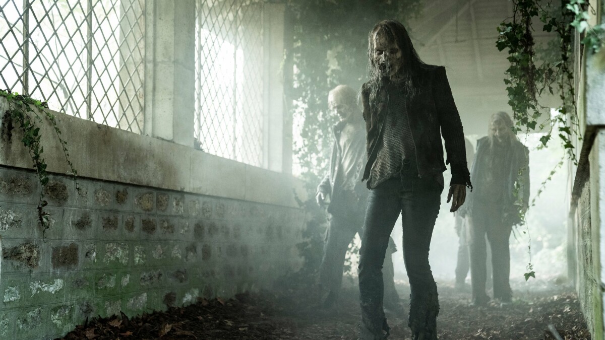 The Walking Dead: Daryl Dixon es atacado por zombis ácidos.