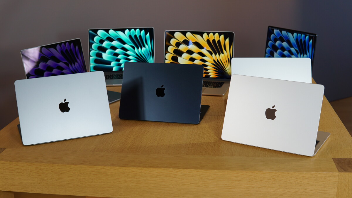 The MacBook Air with M3 processor is available in several colors and two display sizes.