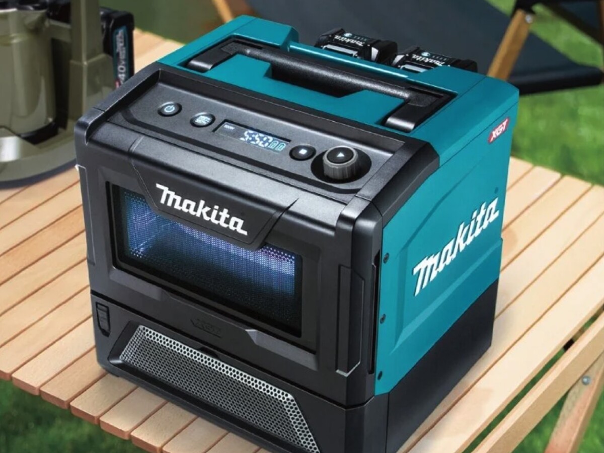 Se calienta con solo presionar un botón: el microondas a batería de Makita