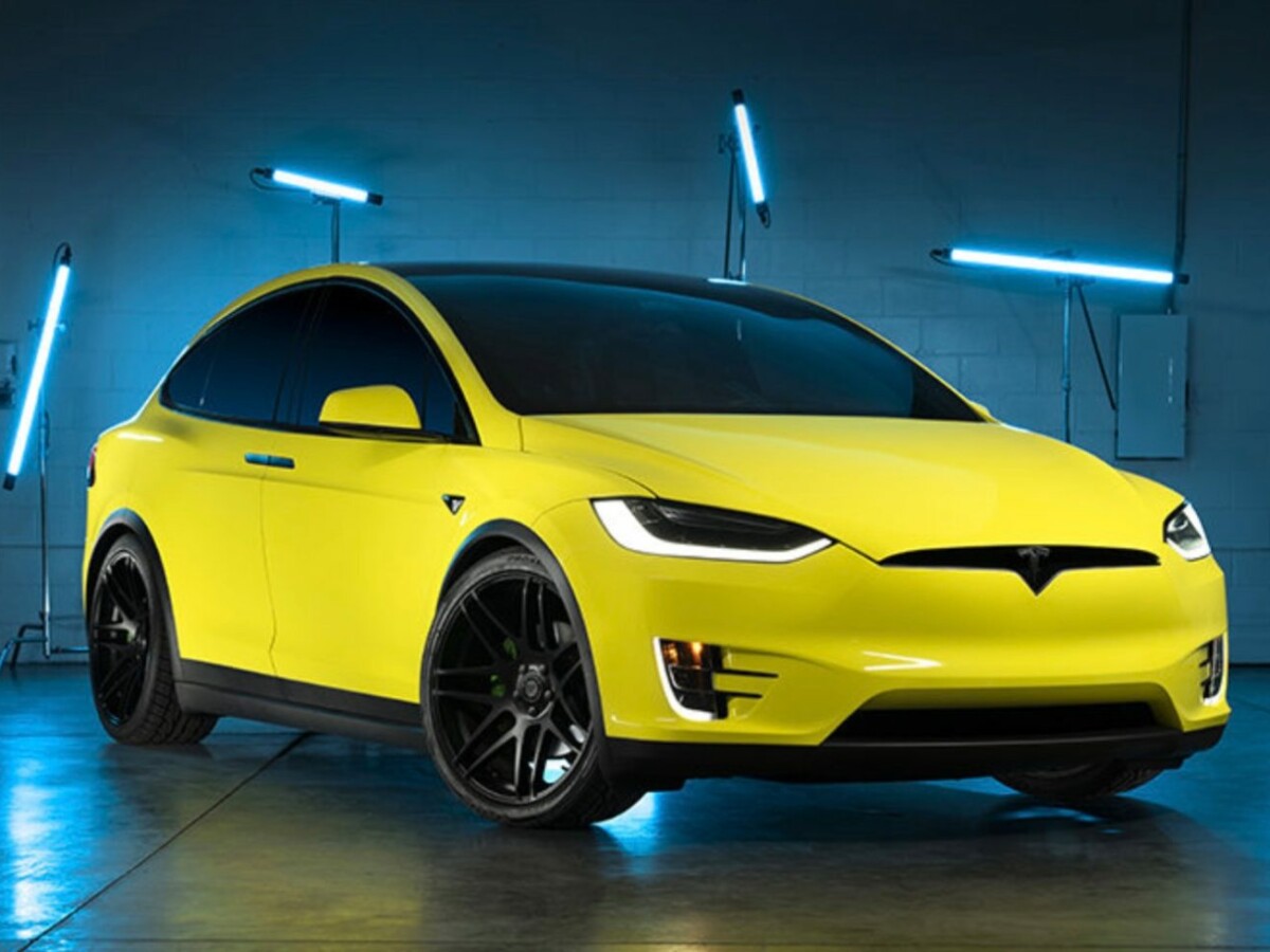 Tesla erweitert Modell 3 / y freie Autofarben, indem Sie mit Mitternac