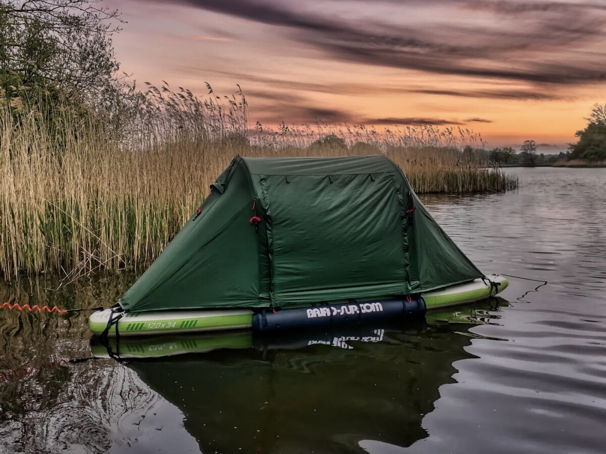 Eine Nacht auf dem Wasser: Das Bajao SUP-Zelt macht's möglich