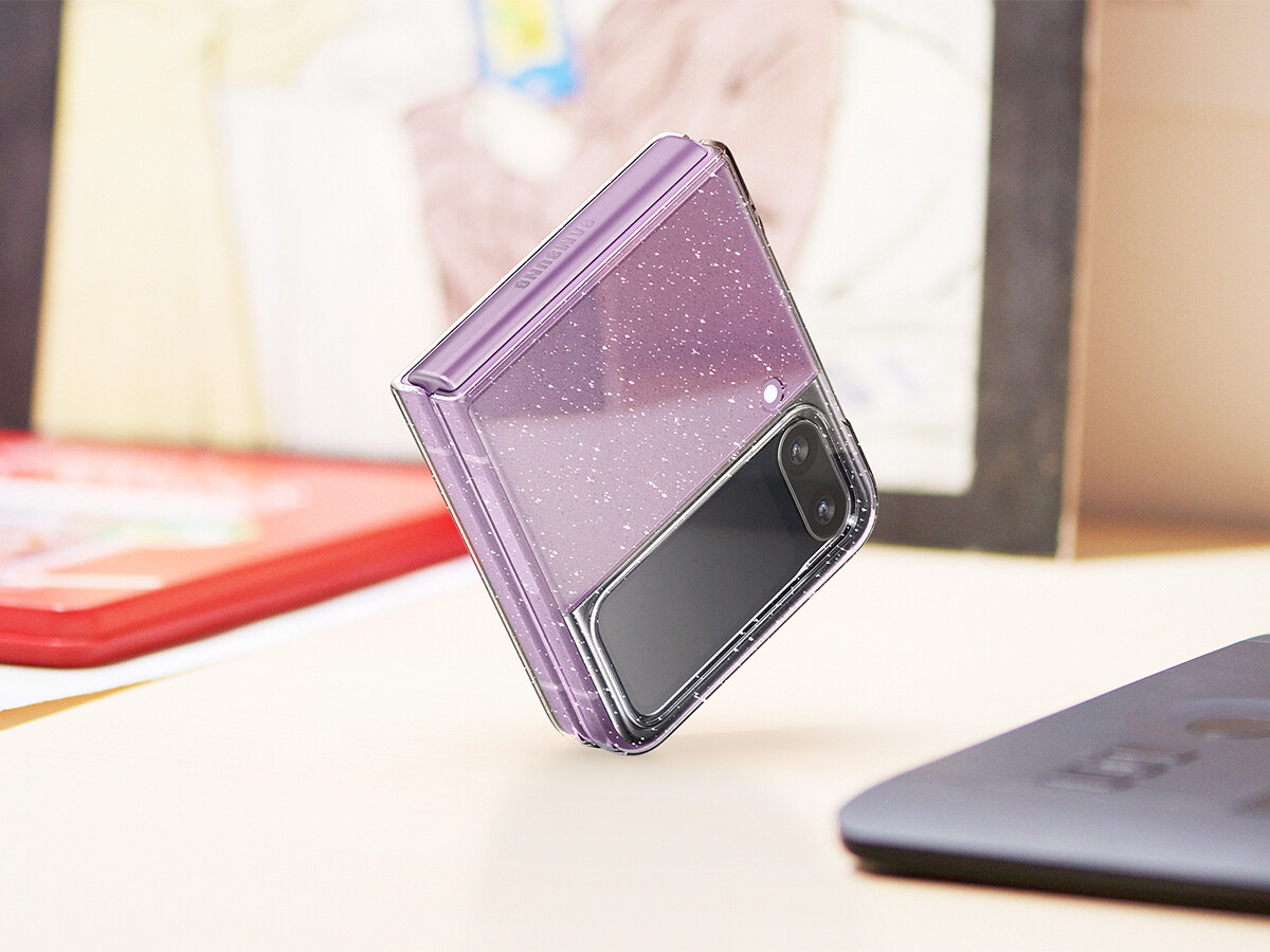 The new Galaxy Z Flip 4 Air Skin Glitter Crystal Quartz