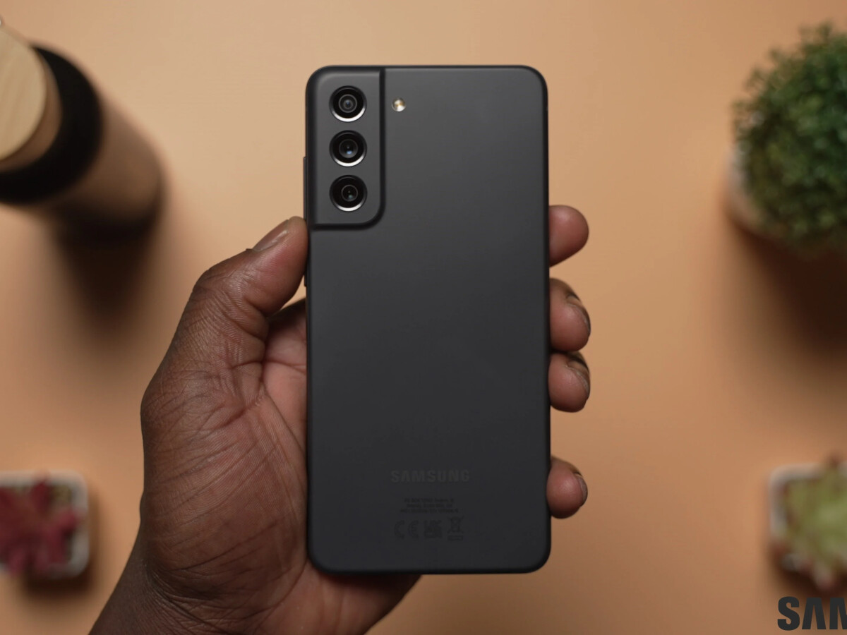 galaxy fold fe