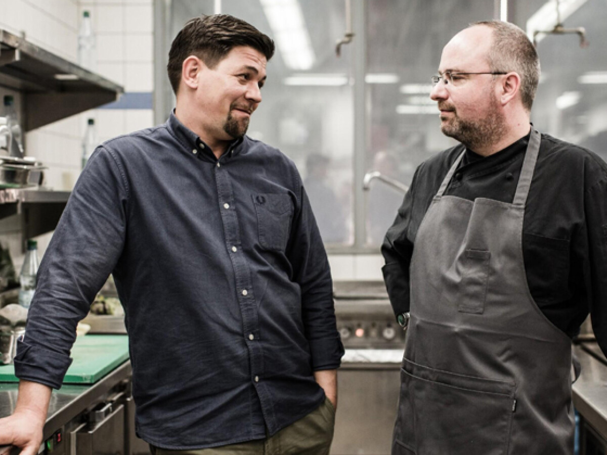 kitchen impossible staffeln und episodenguide koch serie netzwelt