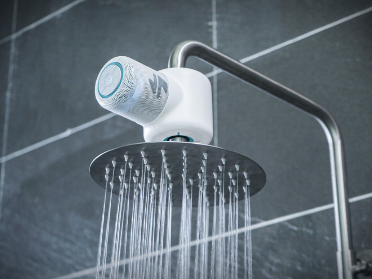 geniale idee: bluetooth-speaker für die dusche wird per