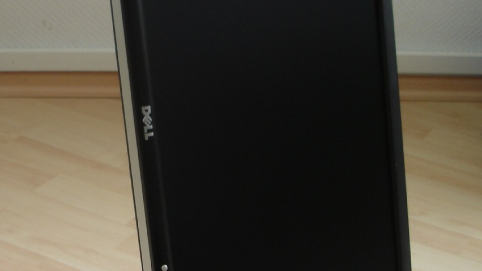 Dell 2005FPW | NETZWELT