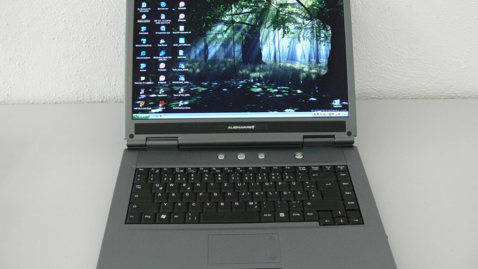 Sparsames Spiele-Notebook? Alienware S-4 m5500 im Test | NETZWELT