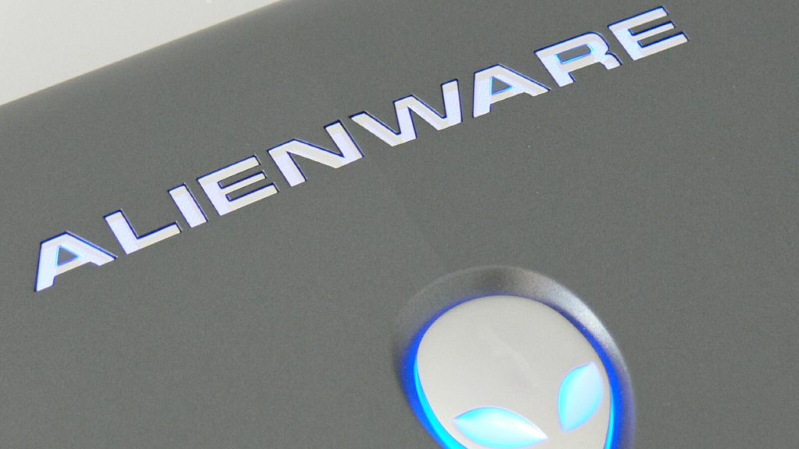 Sparsames Spiele-Notebook? Alienware S-4 m5500 im Test | NETZWELT