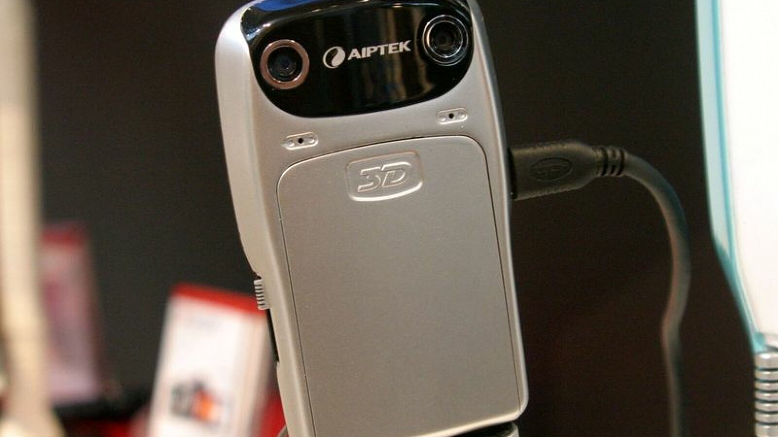 Zwei Linsen für HD-Videos in 3D.