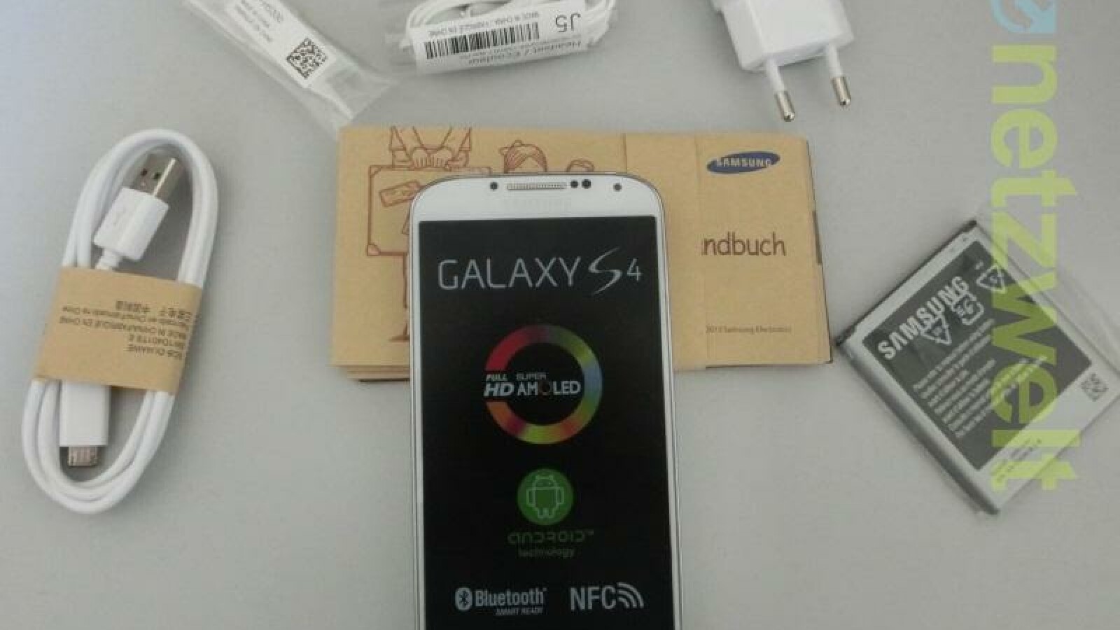 Samsung Galaxy S4 Unboxing | NETZWELT