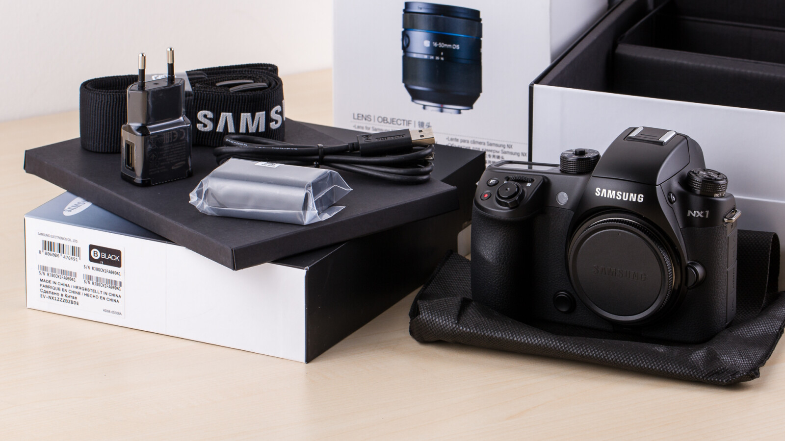 Samsung NX1 im Unboxing | NETZWELT