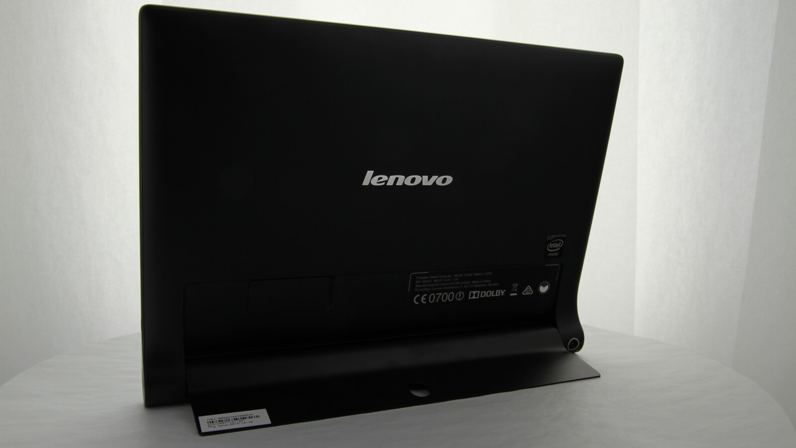 Lenovo Yoga Tablet 2 mit Windows in der 360-Grad-Ansicht | NETZWELT