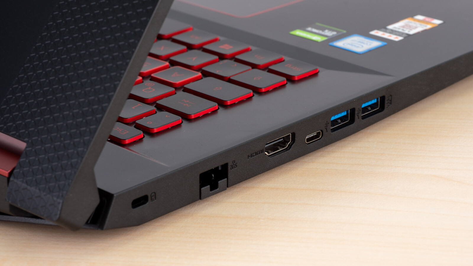 Acer Nitro 5 in Bildern | NETZWELT