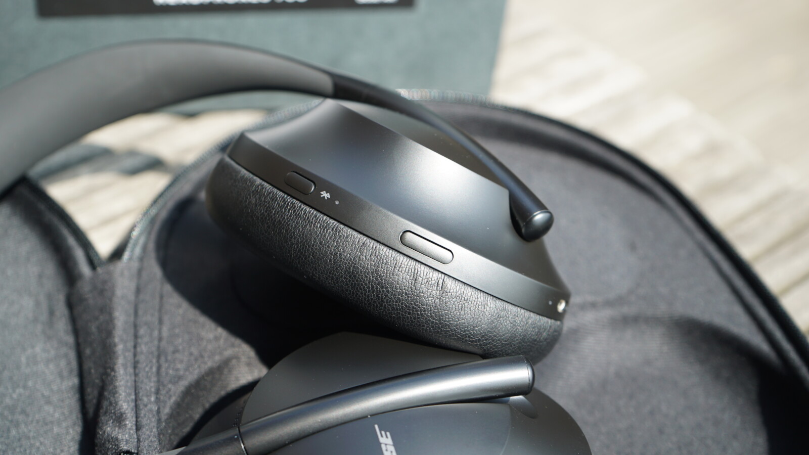 Bose Noise Cancelling Headphones 700 | NETZWELT