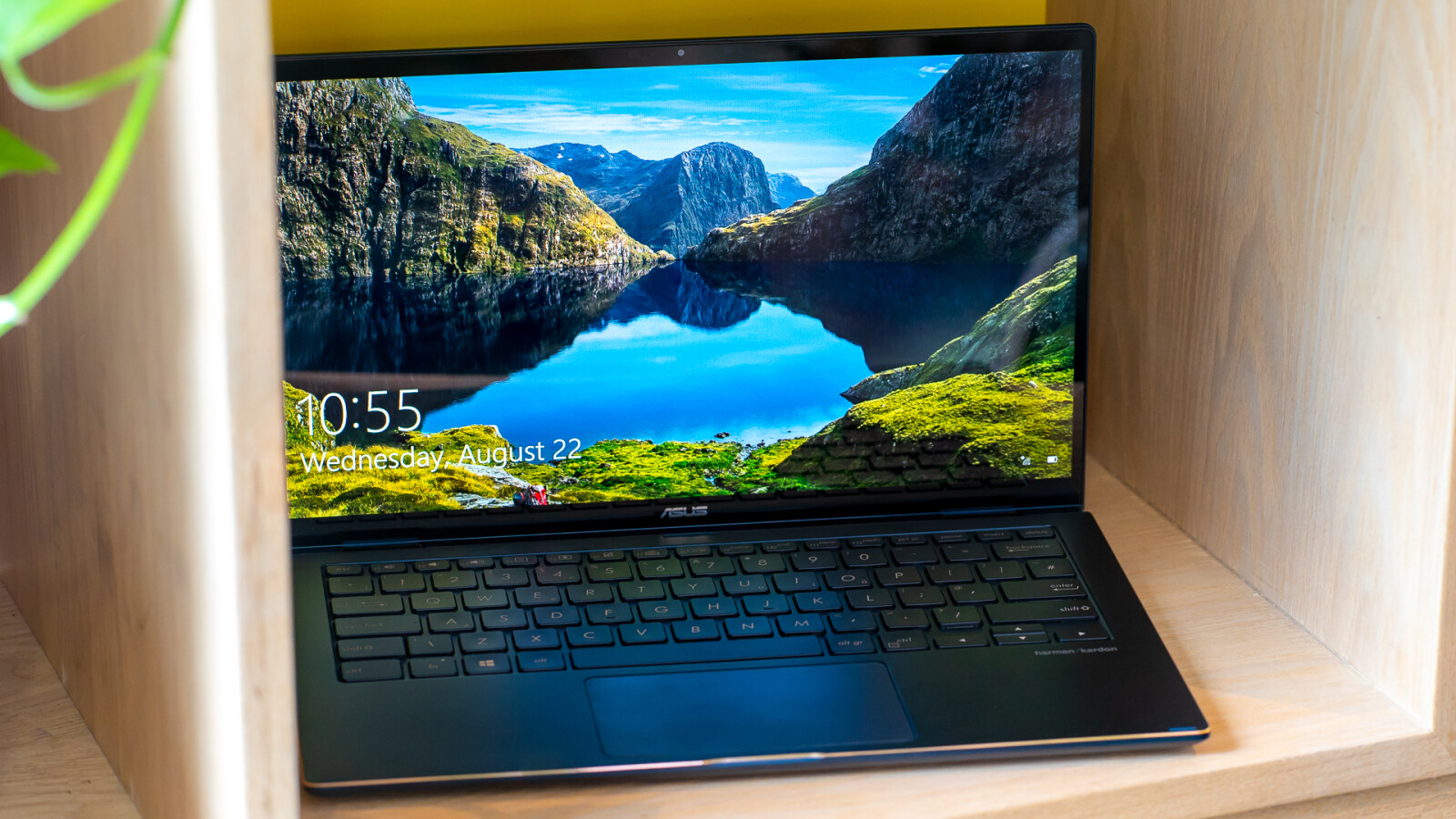 Asus ZenBook Flip in Bildern | NETZWELT