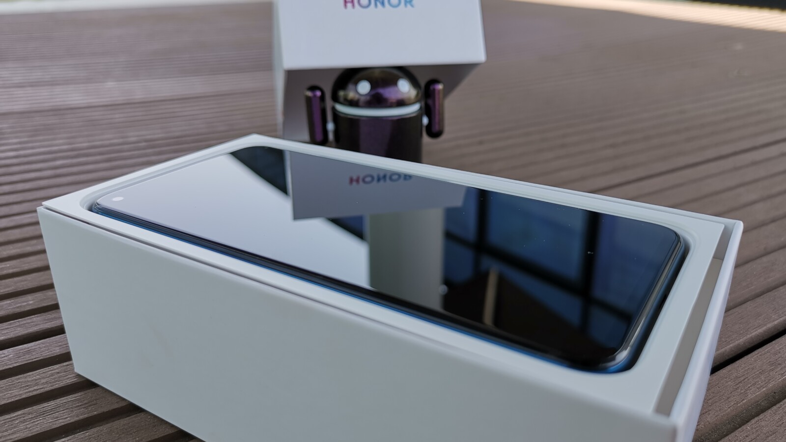 Honor 20 Pro im Unboxing | NETZWELT