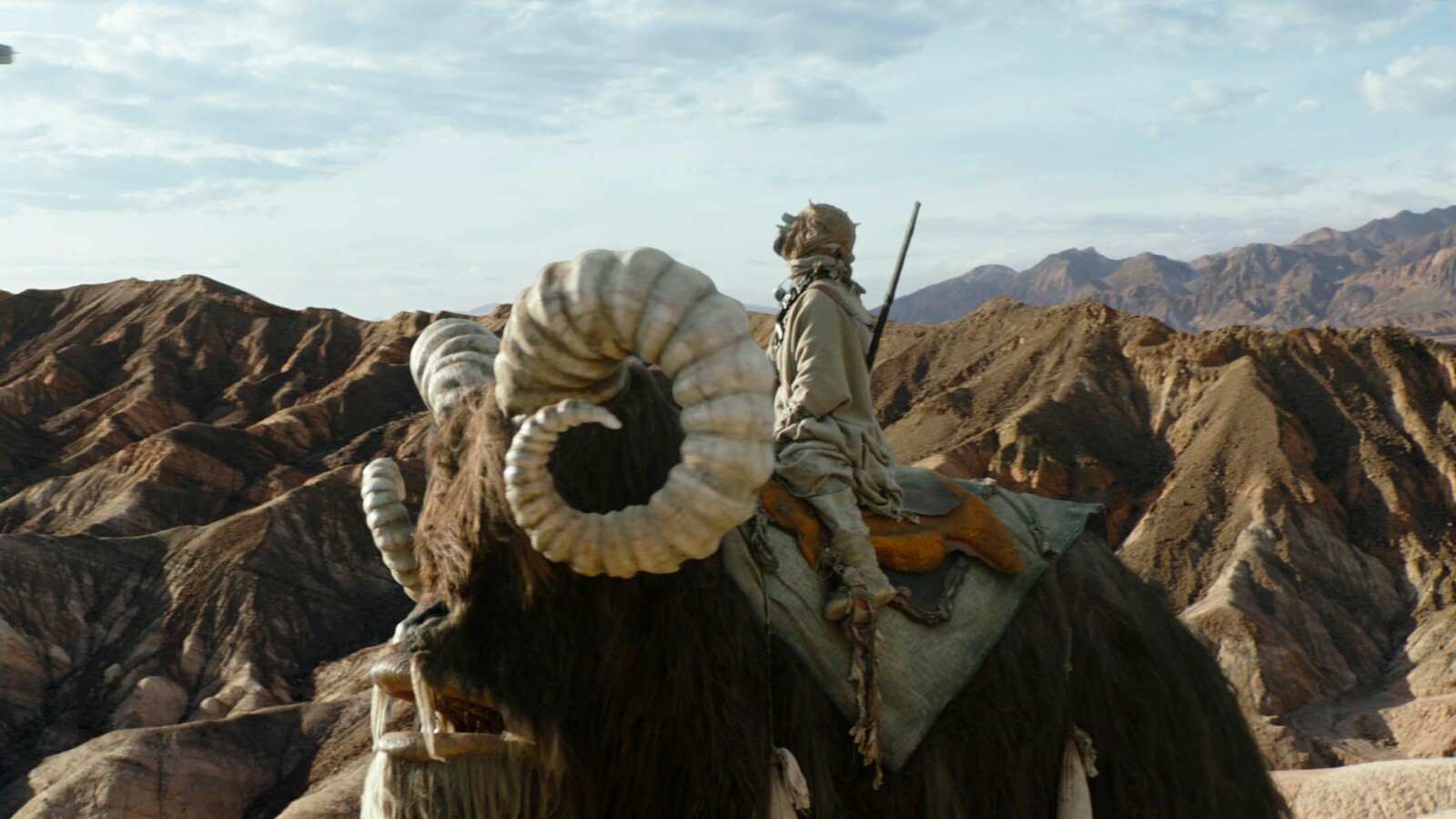 The Mandalorian Was Bedeutet Die Grosse Perle Die 5 Brennendsten Fragen Nach Staffel 2 Folge 1 Netzwelt