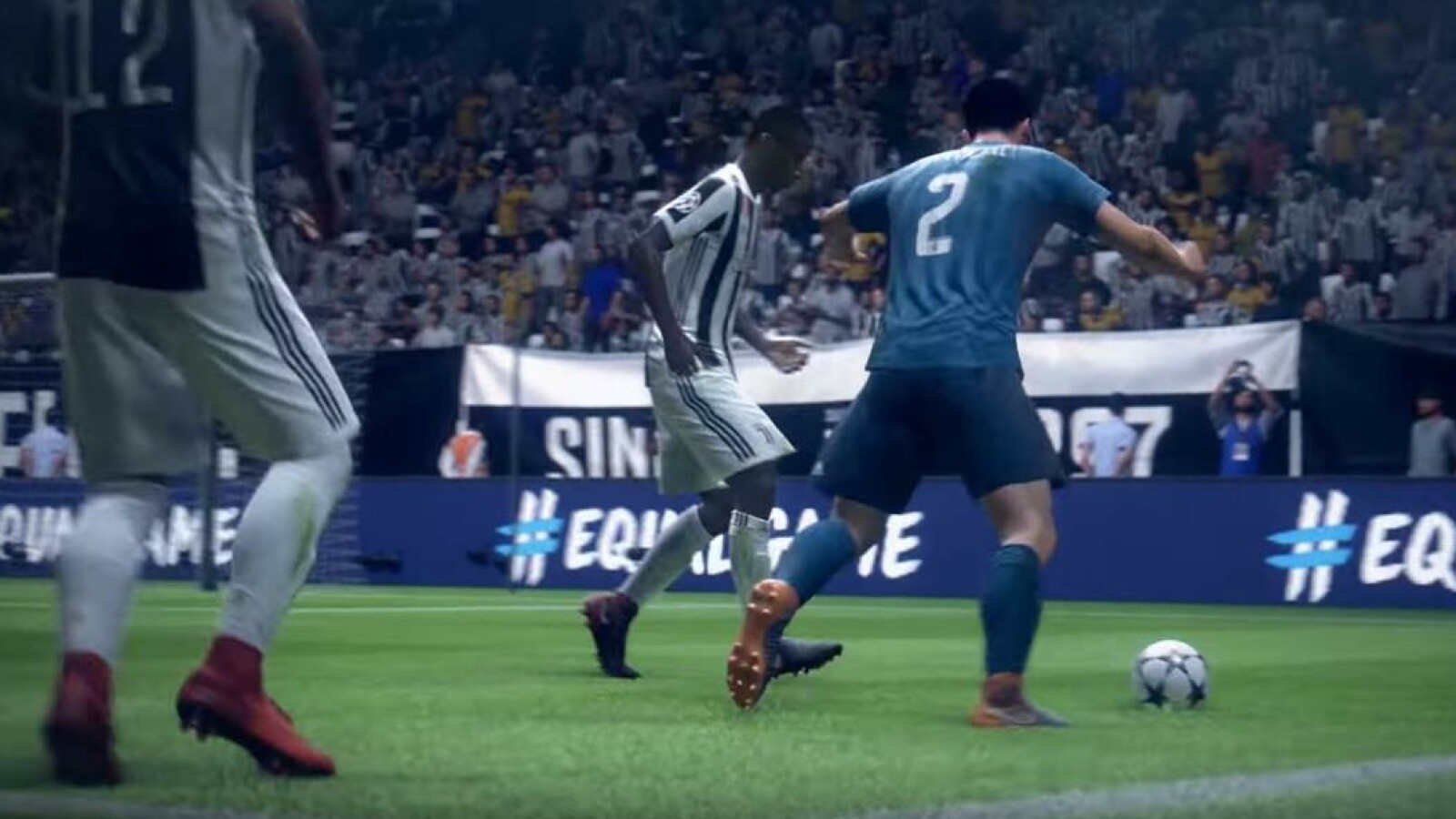 FIFA 19: EA zeigt Cristiano Ronaldo erstmals im Trikot von ...