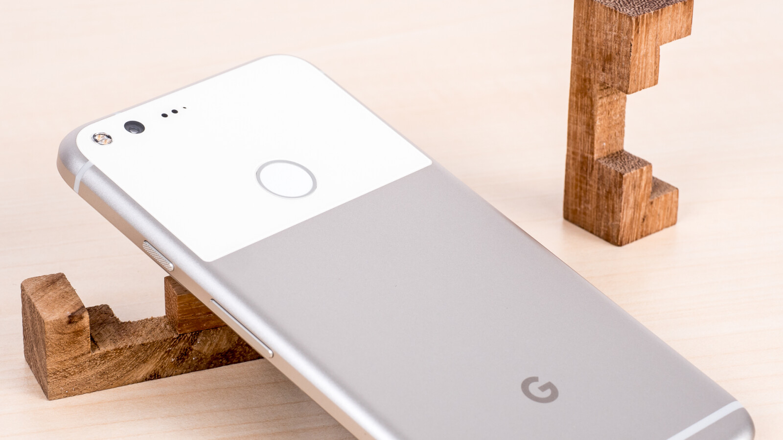 Nie Wieder Verpassen Google Pixel 10 Pro Xl Offizielle Bilder Und Das Design Der Träume - z1isxys