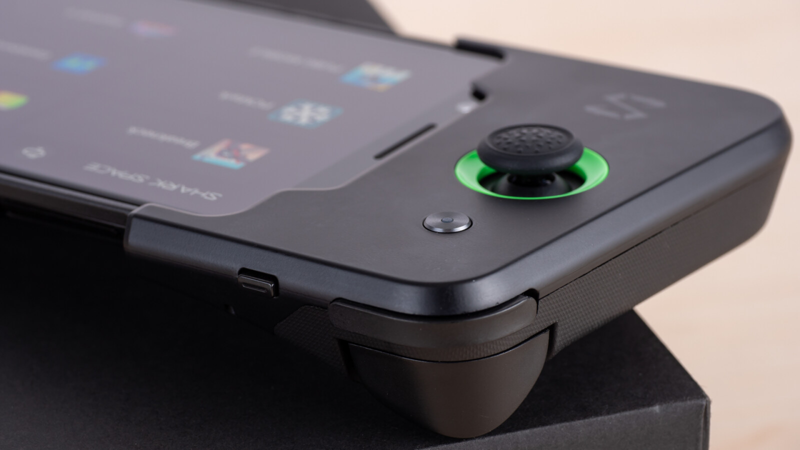Xiaomi Black Shark in Bildern | NETZWELT
