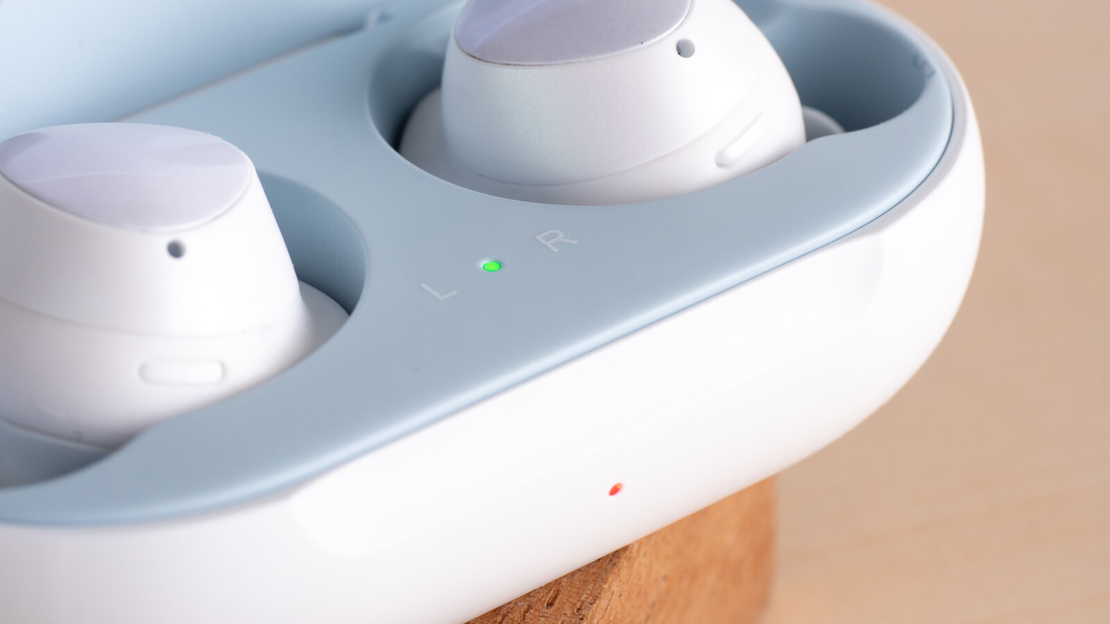 Samsung Galaxy Buds (2019) in Bildern | NETZWELT